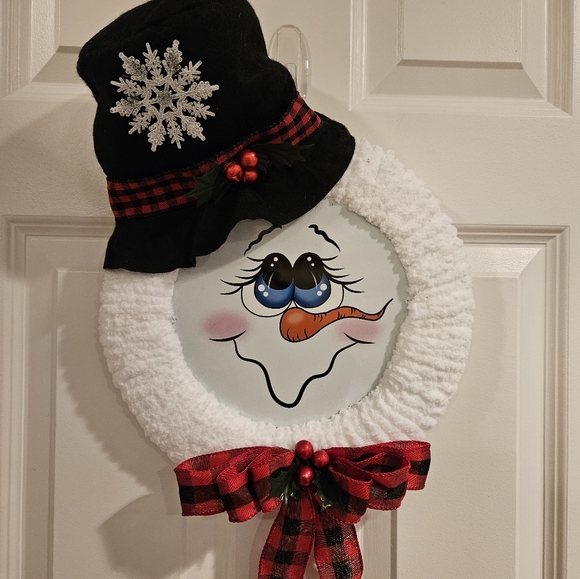 Snowman yarn wreath - Picture 2 of 2